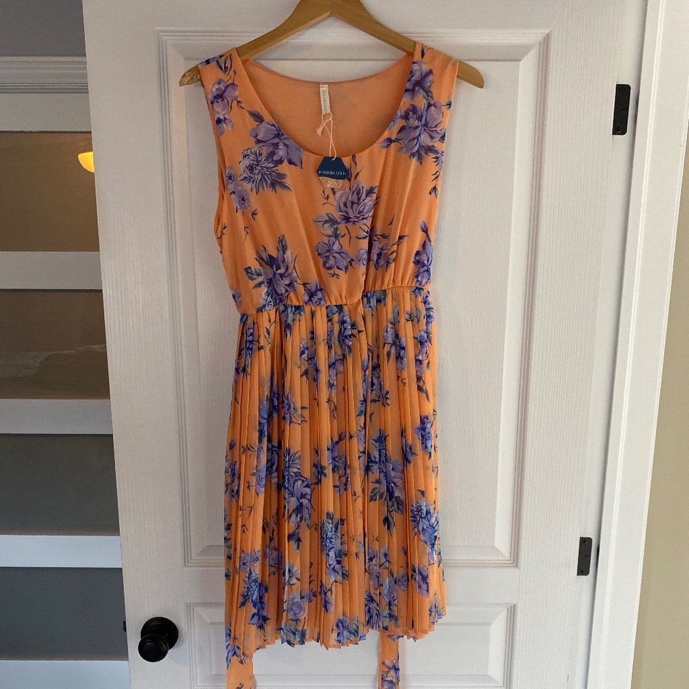 Pleated Maternity Dress with waist tie